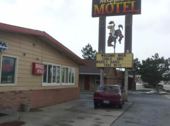 Mustang Motel allows check-in for 18 year-old guests