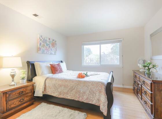 Chips and Salsa allows check-in for 18 year-old guests