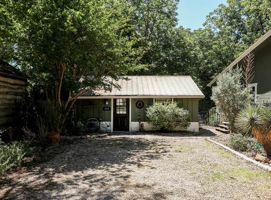 A Tex Inn allows check-in for 18 year-old guests