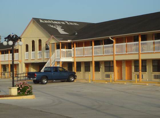 Antlers Inn allows check-in for 18 year-old guests