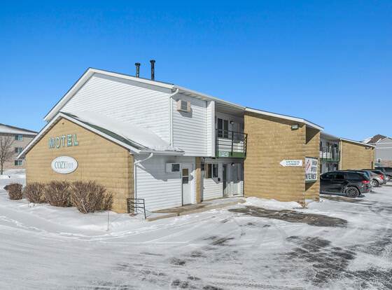 Cozy Inn allows check-in for 18 year-old guests