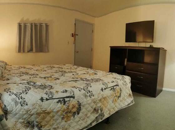 Riverside Motel allows check-in for 18 year-old guests