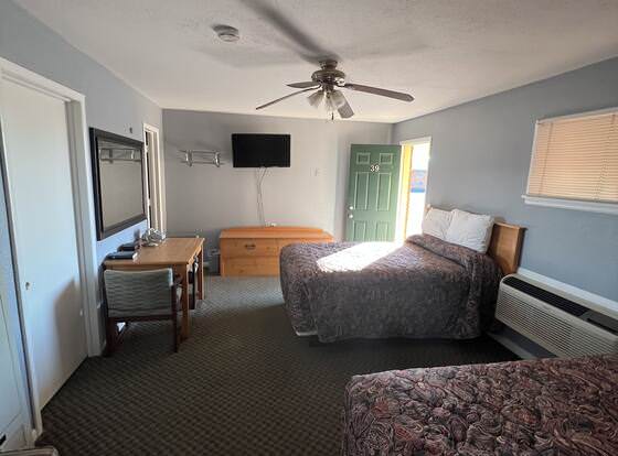 Western Motel allows check-in for 18 year-old guests