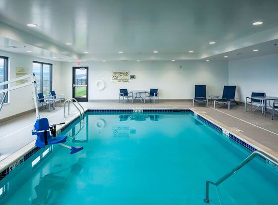 Hampton Inn Lewiston, ID allows check-in for 18 year-old guests