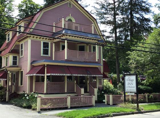 The Village Inn of Woodstock allows check-in for 18 year-old guests