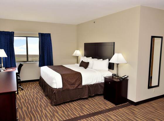 Cobblestone Inn & Suites - Manning allows check-in for 18 year-old guests