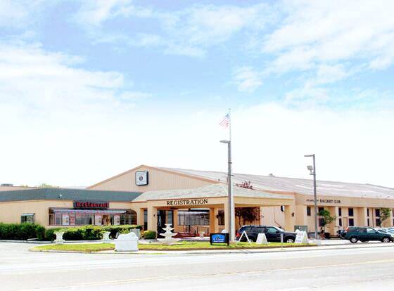 Oh St Joseph Resort Hotel allows check-in for 18 year-old guests