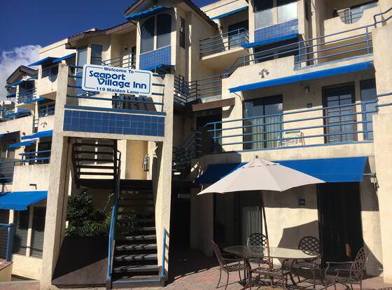 Seaport Village Inn Avalon allows check-in for 18 year-old guests