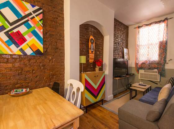 East Village Bungalow 3BR allows check-in for 18 year-old guests