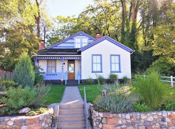 Cottage in Capitol Heights District allows check-in for 18 year-old guests