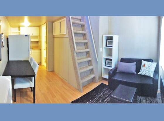 1-Bedroom Loft in South Salt Lake allows check-in for 18 year-old guests