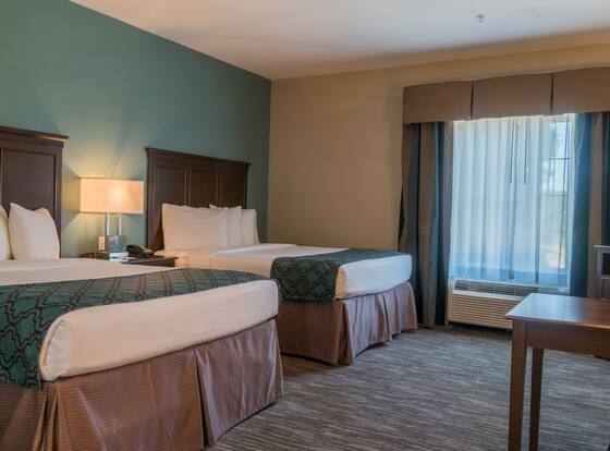 Heritage Place Hotel & Suites allows check-in for 18 year-old guests