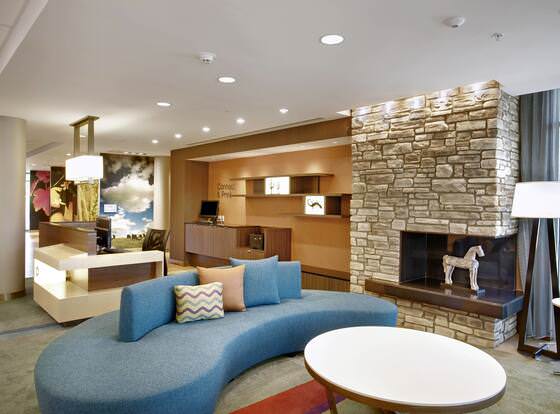 Fairfield Inn & Suites by Marriott Phoenix Tempe/Airport allows check-in for 18 year-old guests