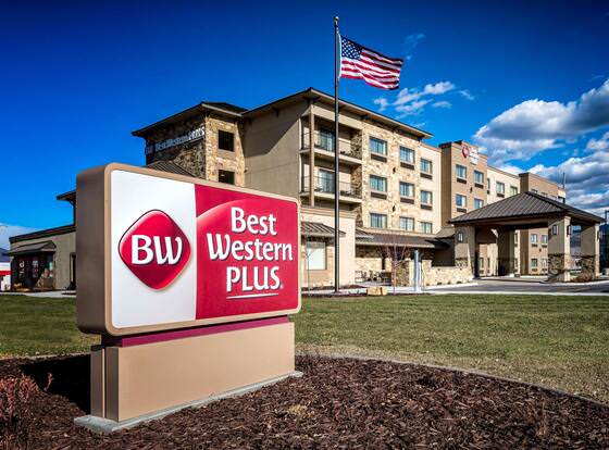 Best Western Plus Heber Valley Hotel allows check-in for 18 year-old guests