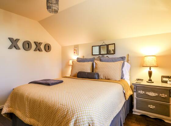 Annie's Loft allows check-in for 18 year-old guests