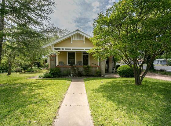 Abendlied allows check-in for 18 year-old guests