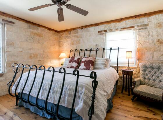 2H Rock Haus allows check-in for 18 year-old guests