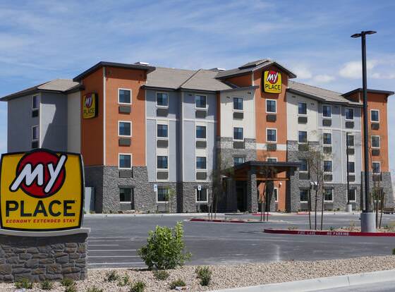 My Place Hotel - North Las Vegas allows check-in for 18 year-old guests