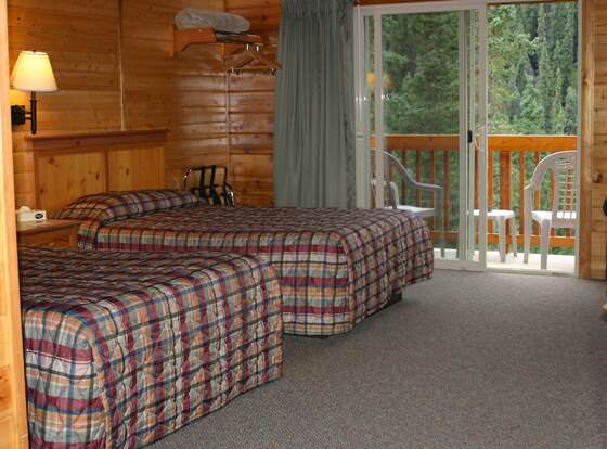 Denali Grizzly Bear Resort allows check-in for 18 year-old guests