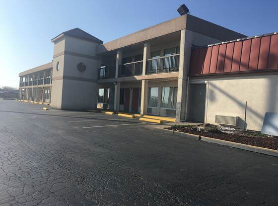 Countryside Inn allows check-in for 18 year-old guests