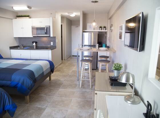 Daytona Beach Club Studios allows check-in for 18 year-old guests