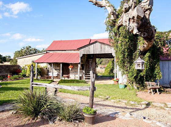 Clear Springs Log Cabin allows check-in for 18 year-old guests
