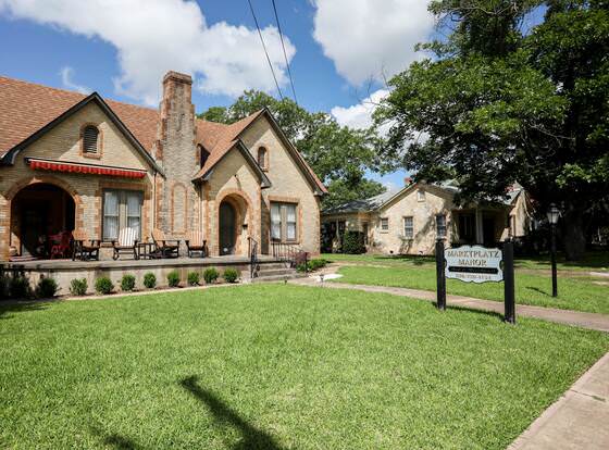 Marketplatz Manor allows check-in for 18 year-old guests