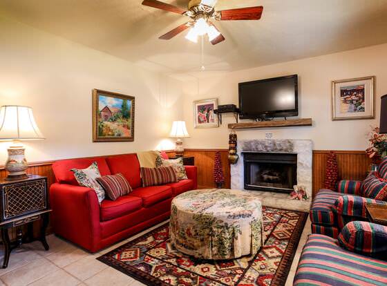 Orange Street Cottage allows check-in for 18 year-old guests