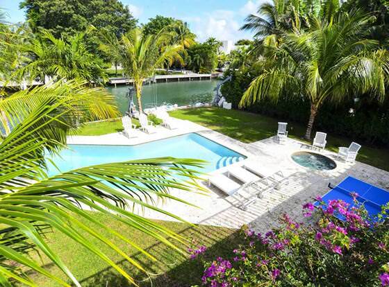 Villa Kimberly allows check-in for 18 year-old guests