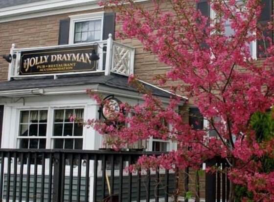 The Jolly Drayman Pub At The Briar Lea Inn allows check-in for 18 year-old guests