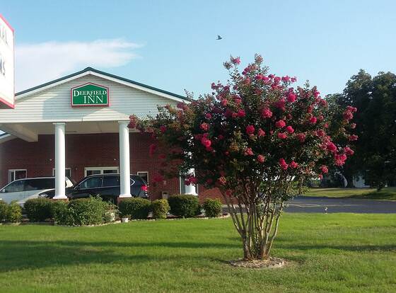 Deerfield Inn & Suites allows check-in for 18 year-old guests