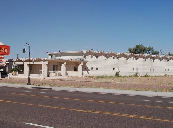 Sahara Inn allows check-in for 18 year-old guests