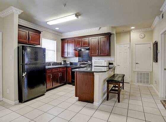 Villa Corporate 2 Bedroom Suite allows check-in for 18 year-old guests