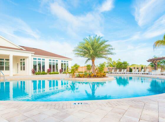 West Lucaya Resort by FunQuest Vacation allows check-in for 18 year-old guests