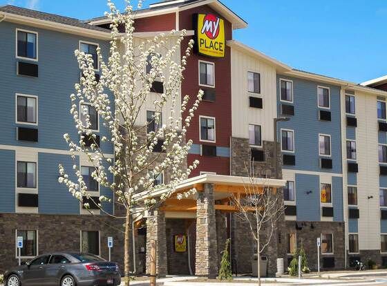 My Place Hotel - Boise/Meridian, ID allows check-in for 18 year-old guests
