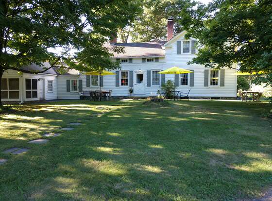 1805 House Bed and Breakfast  allows check-in for 18 year-old guests