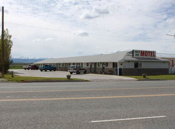 Arco Inn allows check-in for 18 year-old guests