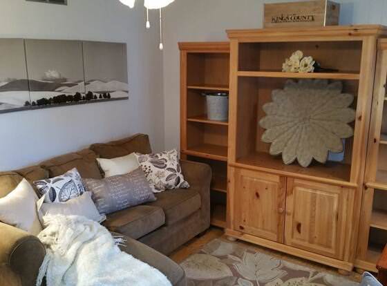 Cute Smarthouse Granite near Lake 2 allows check-in for 18 year-old guests