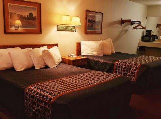 San Juan Motel allows check-in for 18 year-old guests