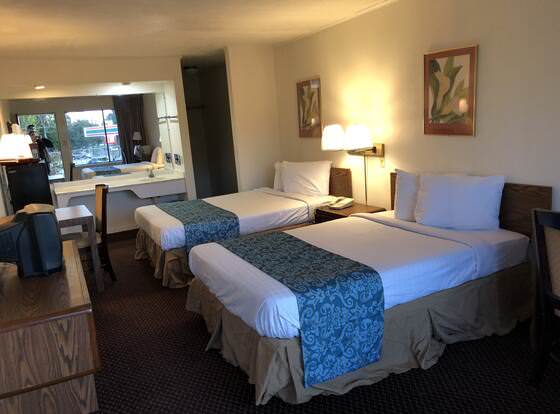 Flagship Inn allows check-in for 18 year-old guests