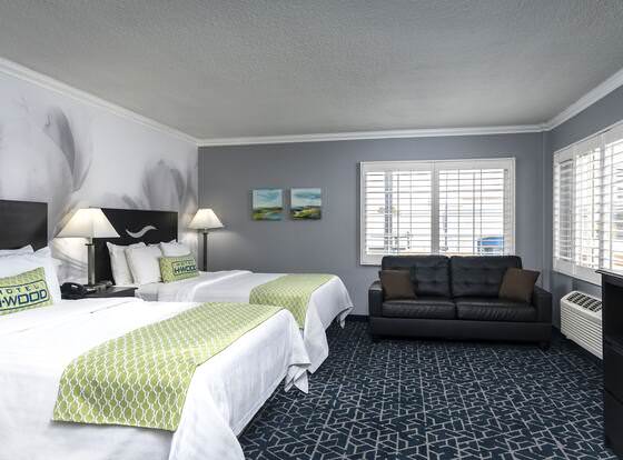 Dusk Hotel allows check-in for 18 year-old guests