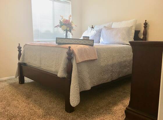 Country Comfort allows check-in for 18 year-old guests