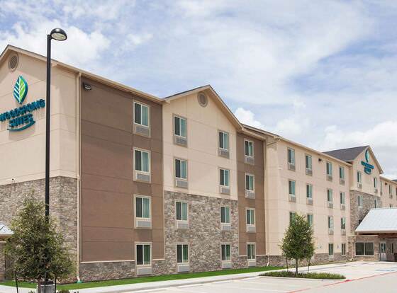 WoodSpring Suites Houston 288 South Medical Center allows check-in for 18 year-old guests