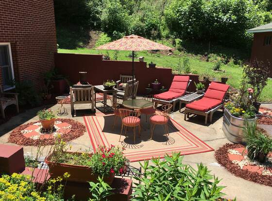 The Ashe Farm Bed & Breakfast allows check-in for 18 year-old guests