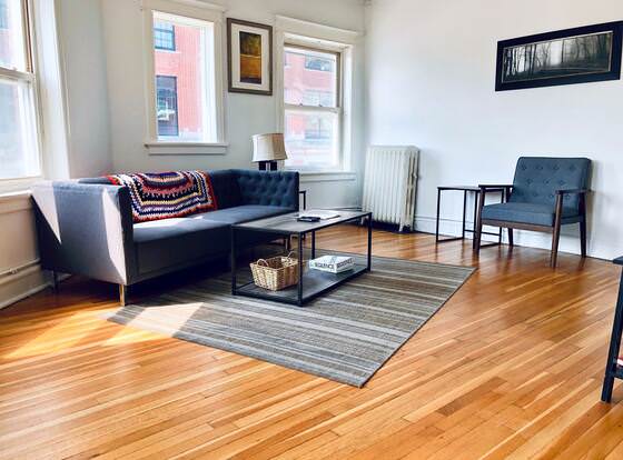 Frontdesk - Milwaukee East Side allows check-in for 18 year-old guests