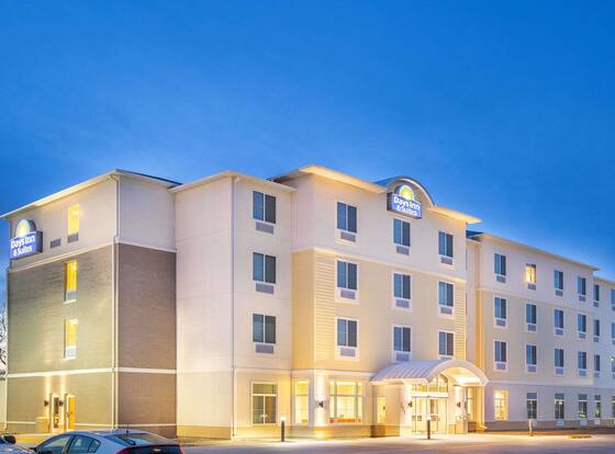 Days Inn & Suites by Wyndham Kearney allows check-in for 18 year-old guests