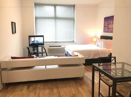 Downtown Luxury Suites allows check-in for 18 year-old guests