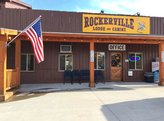 Rockerville Lodge & Cabins allows check-in for 18 year-old guests
