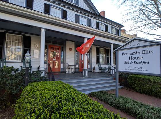 Benjamin Ellis House Bed & Breakfast allows check-in for 18 year-old guests