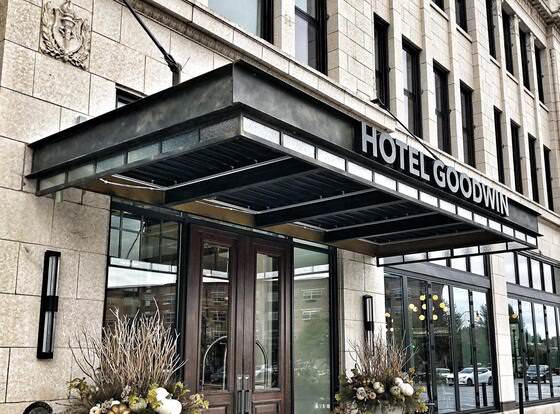 Hotel Goodwin allows check-in for 18 year-old guests